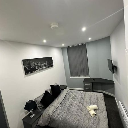 Luxurious 2 Bedroom Flat Beeston Hill エクステリア 写真