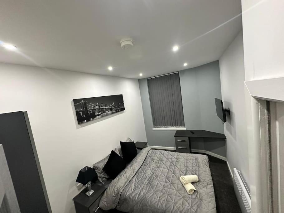 Luxurious 2 Bedroom Flat Beeston Hill エクステリア 写真